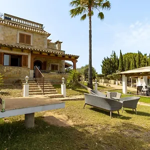 Alejandra Villa Alcúdia